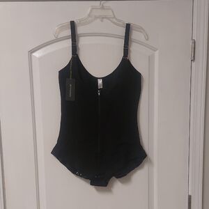 ShaperX Black Shaperwear Under Bust Body Suit Sz 4X